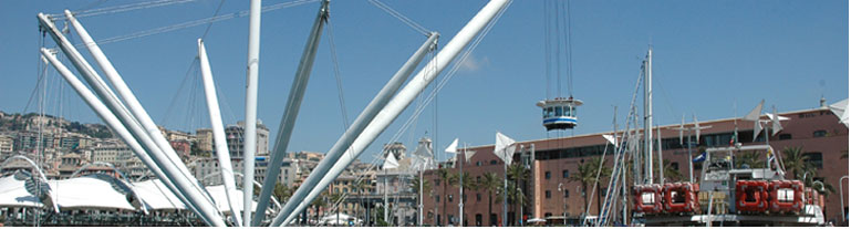 foto di un dettaglio del porto di genova